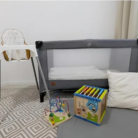 Neu Renovierte, Gemütliche 4 Zi Apartment *